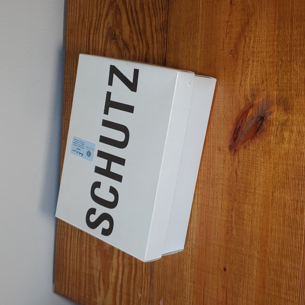 Schutz Nude Heels - Picture 2 of 7